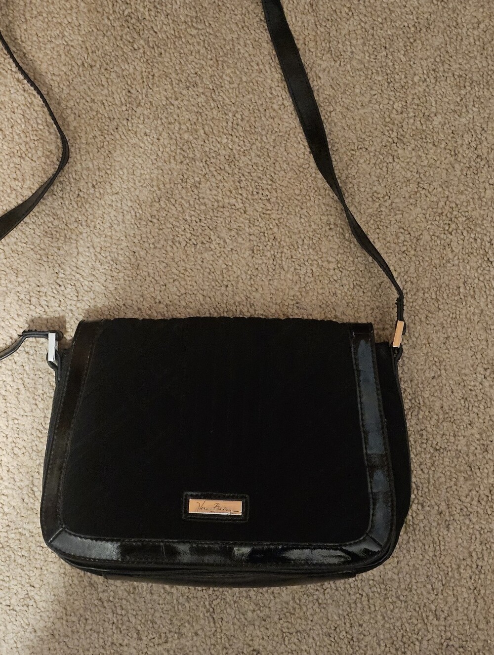 VERA BRADLEY CROSSTOWN BLACK QUILTED CROSSBODY BAG EXCELLENT!
